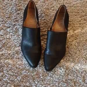 Naturalizer Black Ankle Booties